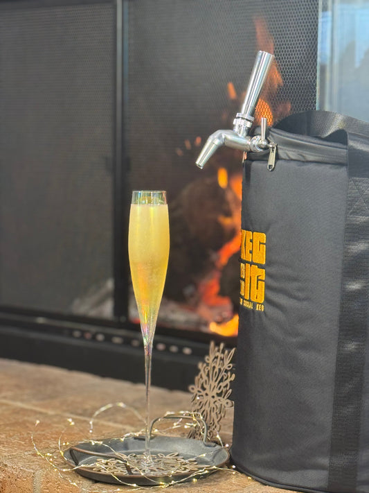 Golden Hour Fizz: A Sparkling New Year's Eve Cocktail ✨🍸🥂